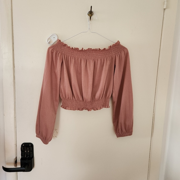 Off the Shoulder Top - Picture 2 of 3